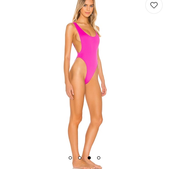 X REVOVLE Marissa One Piece in Orchid Pink NORMA KAMALI - Picture 2 of 7